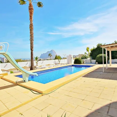 Aaron - With Stunning Views And Private Pool In