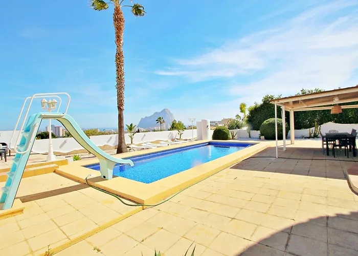 Aaron - With Stunning Views And Private Pool In